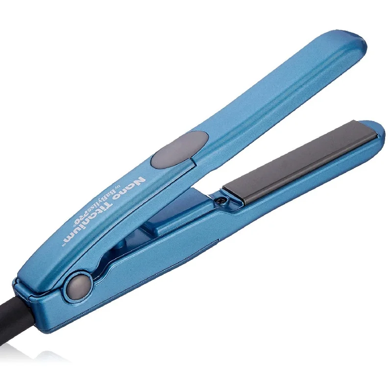 BaBylissPRO Nano Titanium Mini Straightening Iron 1/2"